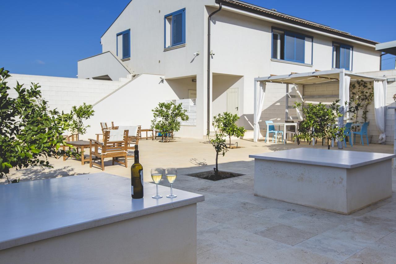 Melus Maris Hostal Syracuse Exterior foto